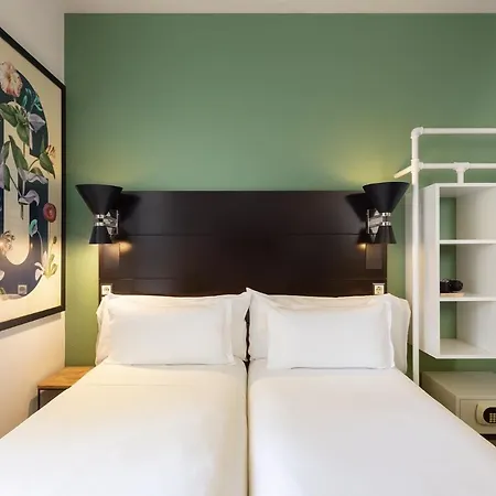 Praktik Garden Hotel 2*