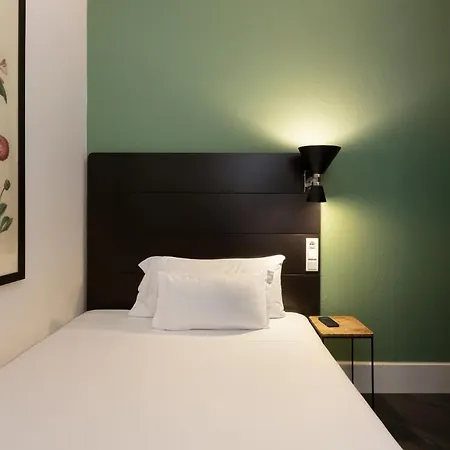 Praktik Garden Hotel