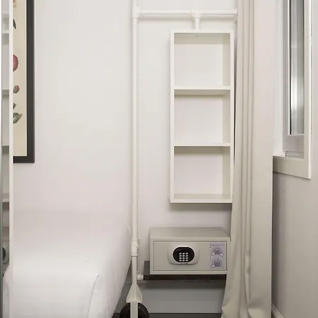 Praktik Garden מלון ברצלונה