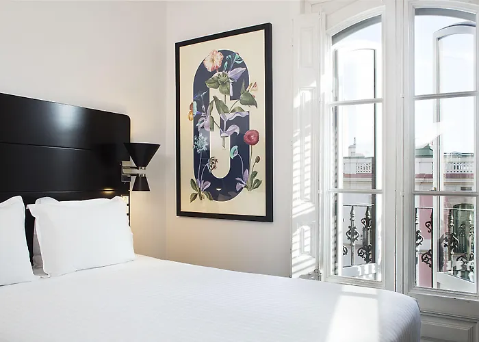 Praktik Garden Hotel