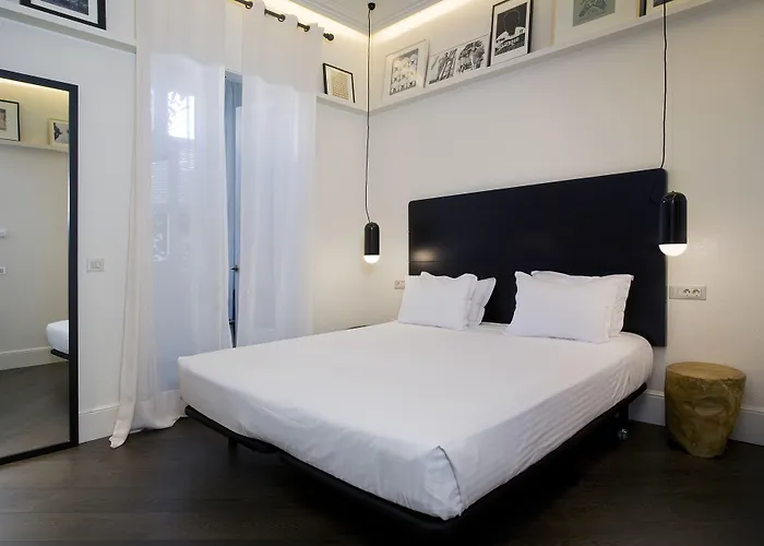 Praktik Garden Hotel 2*