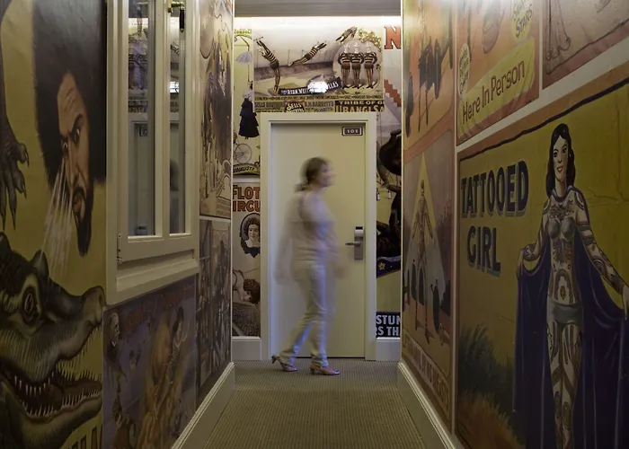 Praktik Garden Hotel 2*