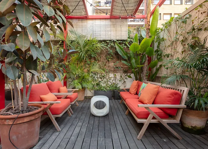 Praktik Garden Hotel 2*