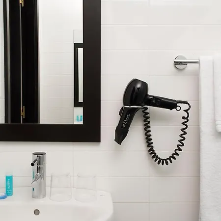 普拉克提卡花园酒店 2* 巴塞罗那